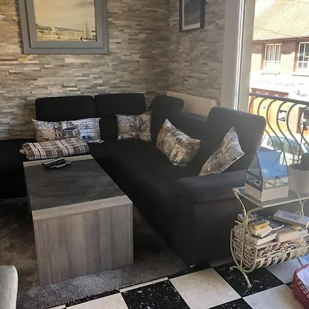 Quartier Calme, Terrasse Plein Sud, Jardin Этапль